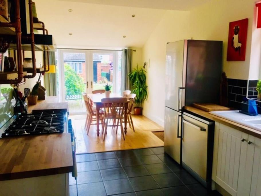 Spacious Victorian Townhouse With Cathedral Views Lincoln Exteriér fotografie